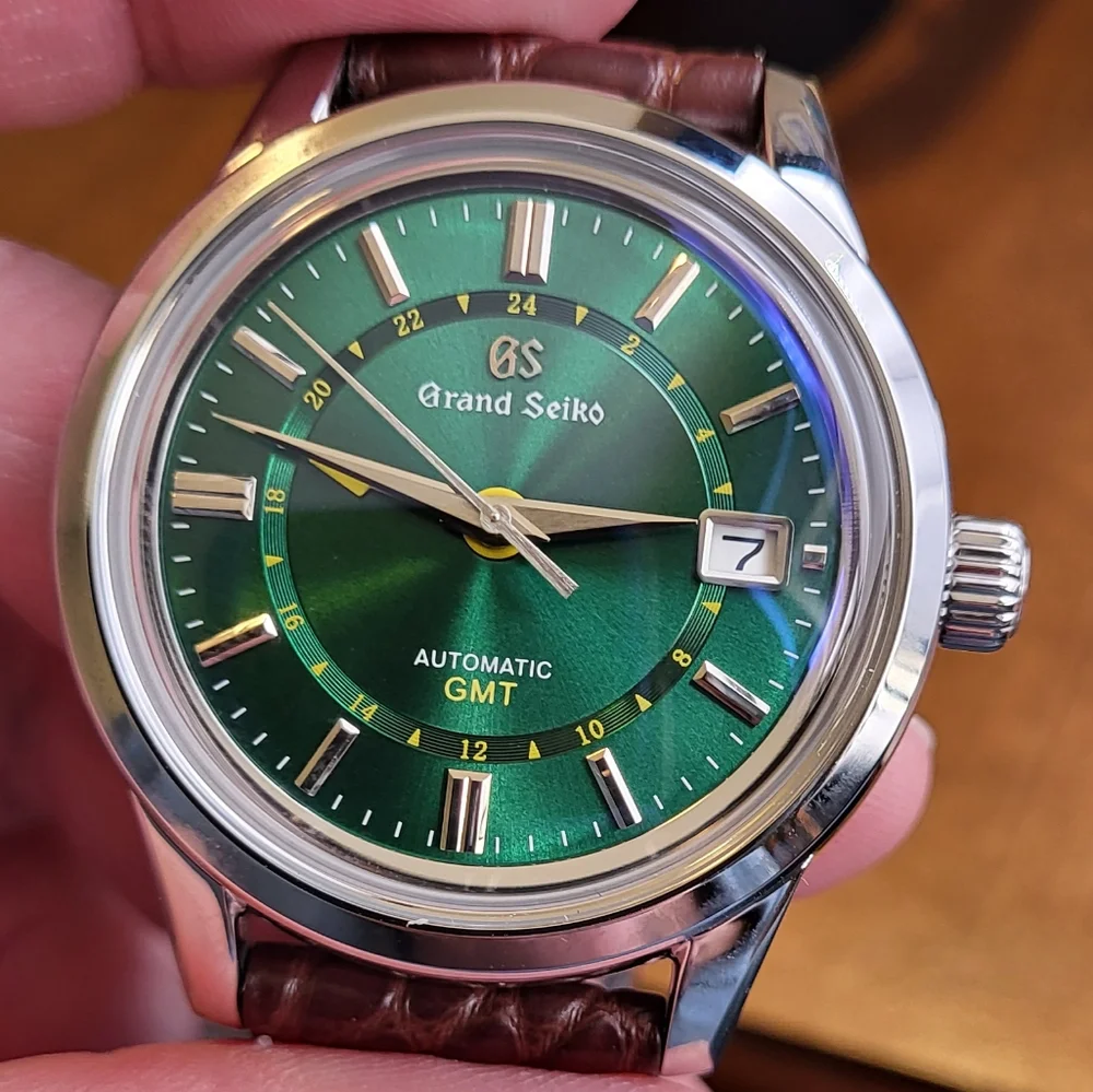 New Custom 39mm Seiko Mod Automatic GMT Watch